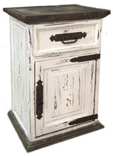 Load image into Gallery viewer, Gatlinburg Bedroom Set
